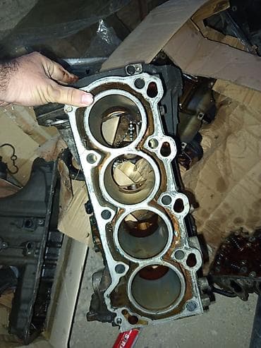 motor kaskları: Mühərrik ehtiyat hissələri dəsti Təsvir: - Komplekt şəkildə benzin — 9