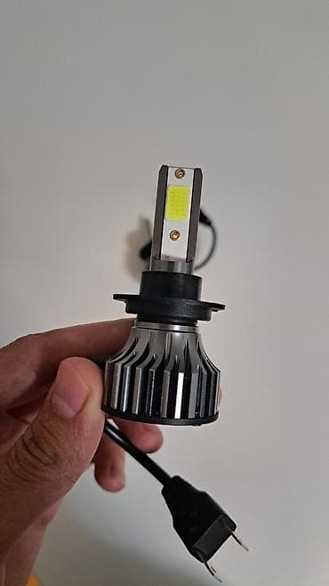 led iwiqlar: H7 led işıqlar. 1 həftə işlədilib,yenidir.Sadə lampalara keçid — 2