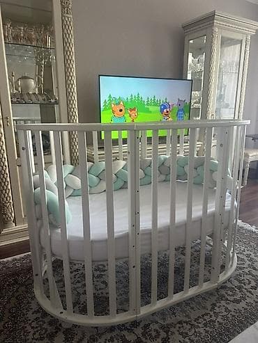 Oğlan və qız üçün, İşlənmiş, Yumru, Beşik, Dəst ilə, Matras ilə, Yellənmə mexanizm ilə