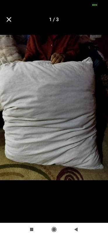 Dekorativ Sadə Yastıq