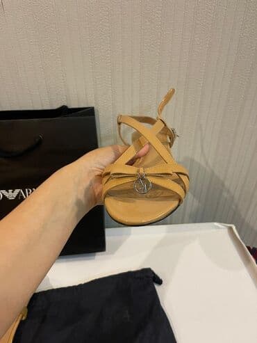 basanoşkalar 2023: Ölçü: 36, rəng - Bej, Yeni — 11