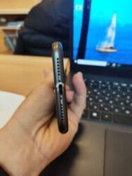 IPhone Xr, 64 GB, Qara, Face ID