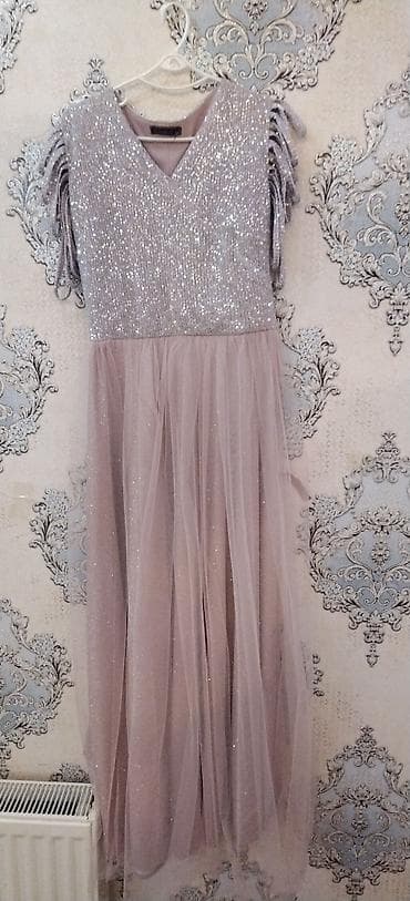 sacaqli don: Gümüşü parıltılı axşam geyimi - Model: uzun, V-yaxa, beldən aşağı tül — 1