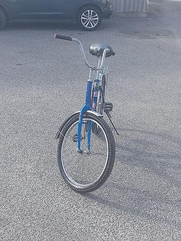 Охота и рыбалка: Şəhər gəzintiləri üçün rahat klassik velosiped - Rəng: mavi, parlaq — 2