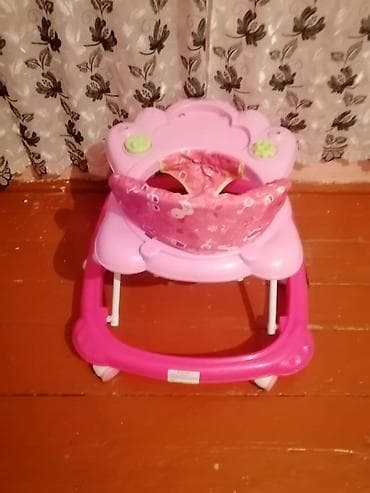 qız: Salam aleykum Oglan ve qiz uşaqlari ucun yürütecler satilir normal — 3