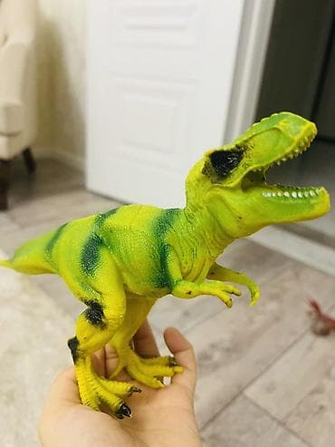 musiqili yeni il oyuncaqları: Təzə oyuncaqdan seçilmirlər Hamısı bir yerdə satılır demək olar — 1