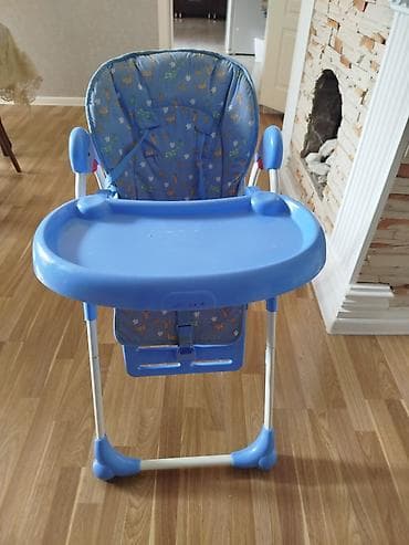 Uşaq yemək stulu – mavi rəng - Rahat, yüksək arxalı oturacaq: yumşaq