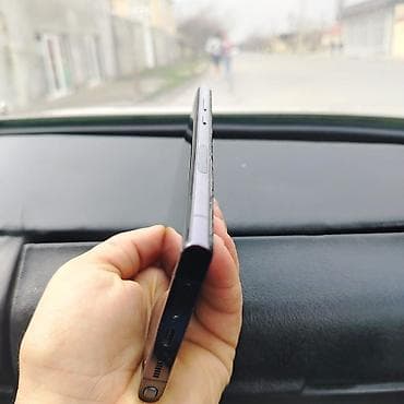 rəsmi 14 c: Samsung Galaxy S22 Ultra, rəng - Qara, Barmaq izi — 3