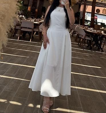 S razmer 1 defe geyinilib
Kürek hissesi açıqdır lalafo.az -da S razmer 1 defe geyinilib
Kürek hissesi açıqdır