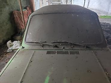 wam diski: Məhsul: Sovet istehsalı kiçik sedan (yaşıl rəng), arxa mühərrikli — 9