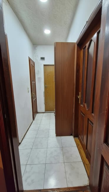 купить квартиру в забрате: Баку, 7-ой микрорайон, 3 комнаты, Вторичка, м. Азадлыг Проспекти, 70 м² — 1