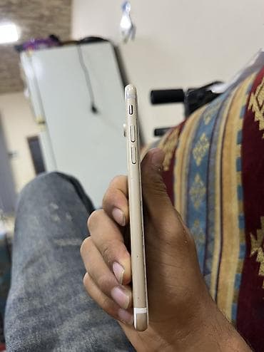 processor core i7: IPhone 7, 32 GB, Matte Gold, Barmaq izi — 5
