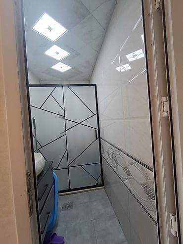 bir otaqli evler: Bakı, Yeni Günəşli Massiv D, 2 otaqlı, Köhnə tikili, m. Xalqlar Dostluğu, 70 kv. m — 10