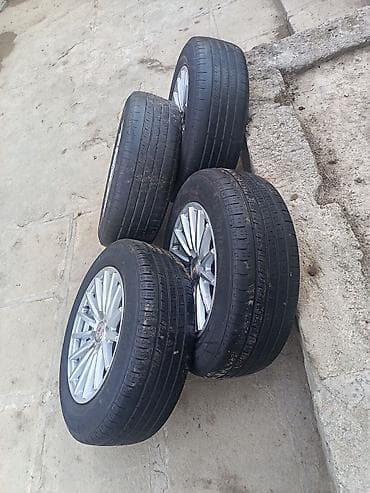 t 150 tractor: Disk teker yaxwu vəziyyətdədir. Disklər də çat svarka yoxdur. Təkərlər — 4