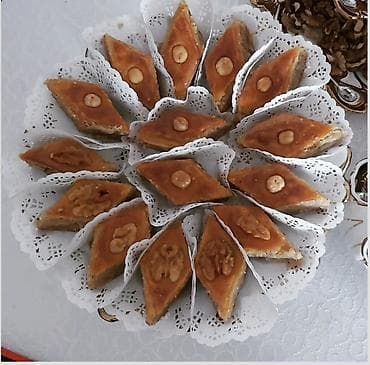 Ət məhsulları: Şirniyyat çeşidləri – evdə hazırlanmış milli təamlar - Paxlava — 2