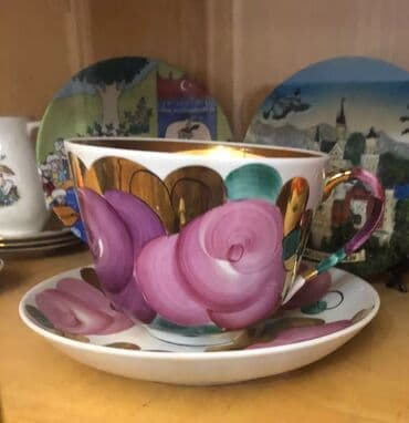 b çay servizi var: Чайный набор — 1