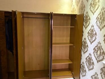 plastik qapı pencere sirketleri: Açılan, 3 qapılı Düz dolab, Qarderob, paltar dolabı — 1