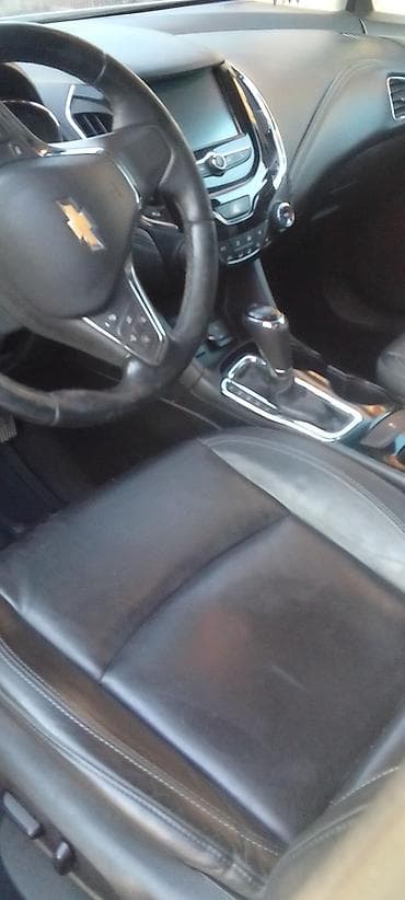 vaz 2106 qapıları: Chevrolet Cruze: 1.4 l | 160 km Sedan — 9