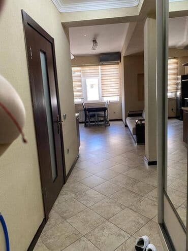 ist petrol tbilisi prospekti: Xətai metro stansiyasının yanında, 16 mərtəbəli binanın 15-ci — 3