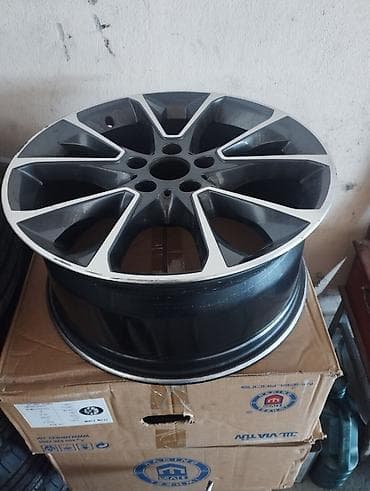 Avtomobil üçün yüngül lehimli disk - Material: Alüminium lehimli -