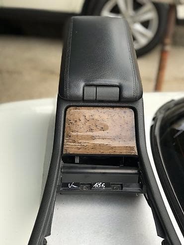 W210 2001 model. avantgarde tikişlə, Amartizator sisdemle qol qoyulan