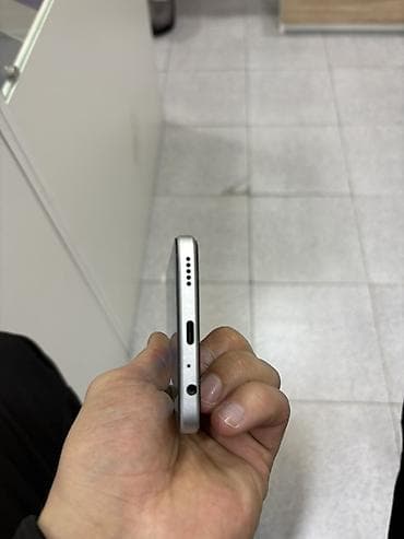 canon 600d kit: Honor X8, цвет - Черный, Две SIM карты — 5