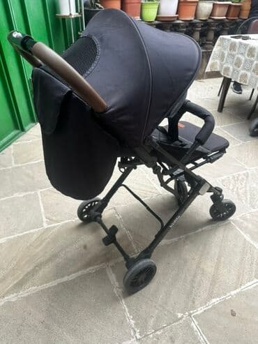 quatro mini uşaq arabaları: Qara rəngdə, Kidilo markalı uşaq arabası. Yüngül çəkisi və yığcam — 1