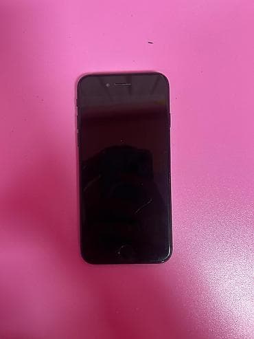 IPhone SE 2020, Qara, Simsiz şarj