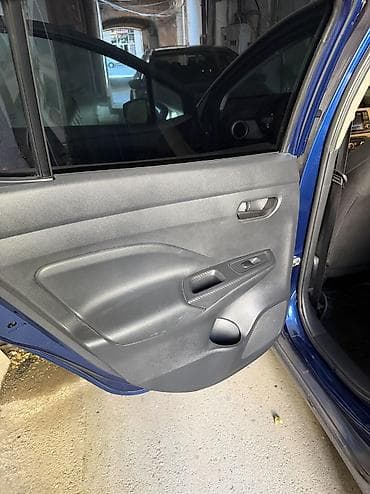 avito az: Nissan Sunny: 1.6 l | 2021 il — 5