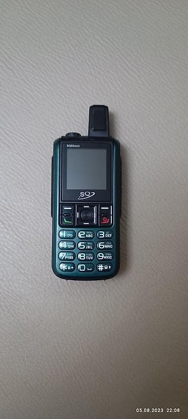 led fener: SQ93 mini düyməli mobil telefon - Kompakt korpus, üst hissədə sabit — 1