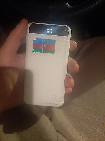 planset telefon: Powerbank Borofone — 3