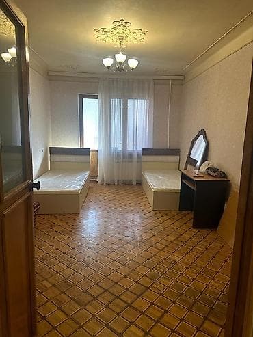 balaxanida ev satilir: Ayna Sultanovda 3 otaqlı bina evi 2 çi mertebe 600 m yalnız ailəyə — 5