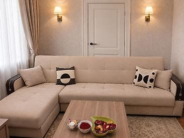 işdənmiş divan: Divan acilan ve bazali + masa Cemi 220 azn.Divanin orta hissesinde — 1