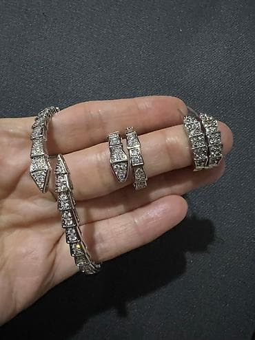 jeven brus qiyməti: Dəstə daxildir: Üzük, Bilərzik, Sırğa, Bvlgari — 5