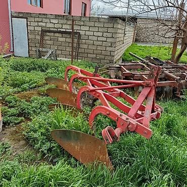 otaq yoldası: Traktor mtz 89.2 satılır. İli 2018. 5944 moto saat. Hər şeyi zavoddu — 7