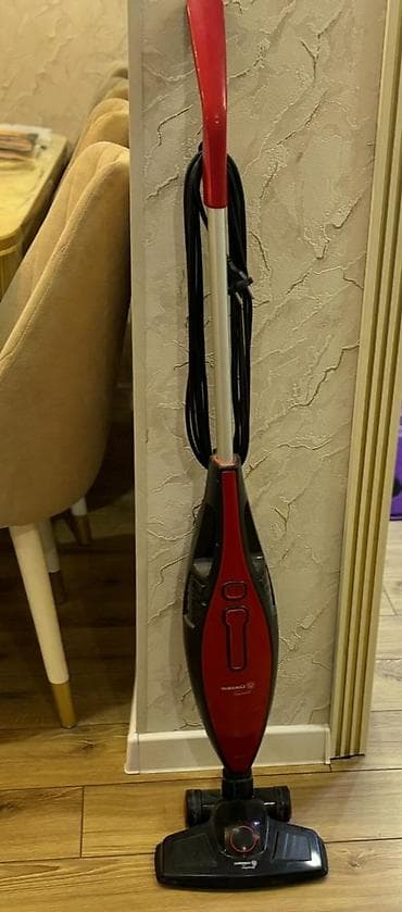 Jurnal masası, Şüşə, Kvadrat masa — 2