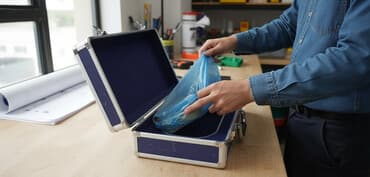 средства для выгребных ям и септиков: Portativ ayaqqabı örtüyü aparatının çantası və birdəfəlik örtüklər — 2