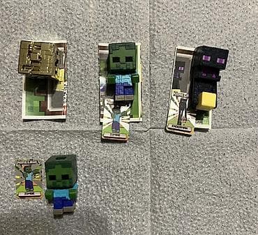 Fiqur, Plastik, rəng - Qızılı