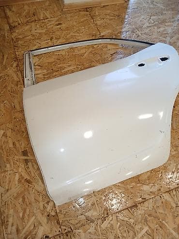 Toyota Corolla 2014 arxa qapi