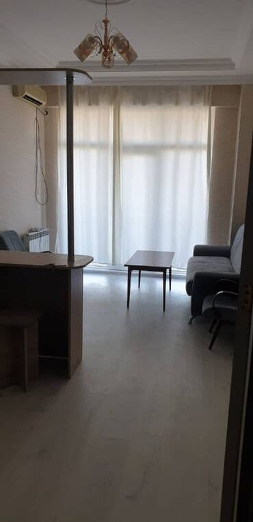 2 otaqlı mənzil vasitəçisiz: Sumqayıt Bağça şəhər kompleksində, 7 mərtəbəli binanın 2 mərtəbəsində — 2