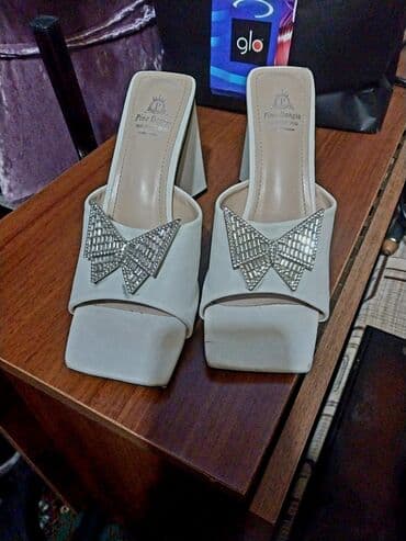 женские слипоны на высокой подошве: Сабо, Размер: 40, цвет - Белый, Новый — 1