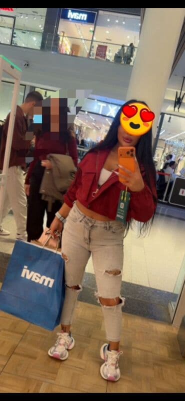 Хостес, ресепшионисты: Официант, Женщина, 31 лет, 1-2 года опыта — 1