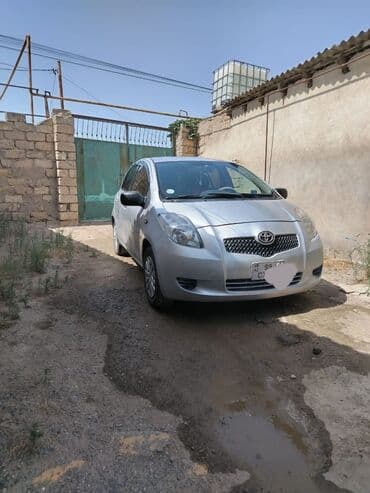 продажа подержанных автомобилей: Toyota Vitz: 1 л | 2005 г. Хэтчбэк — 5