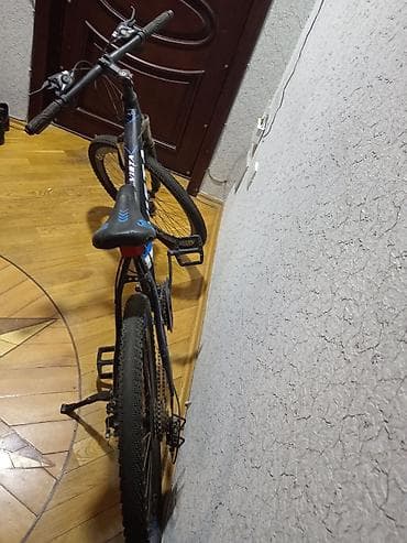 VISTA yol velosipedi - Çərçivə: yüngül alaşımlı, idman geometriyası -