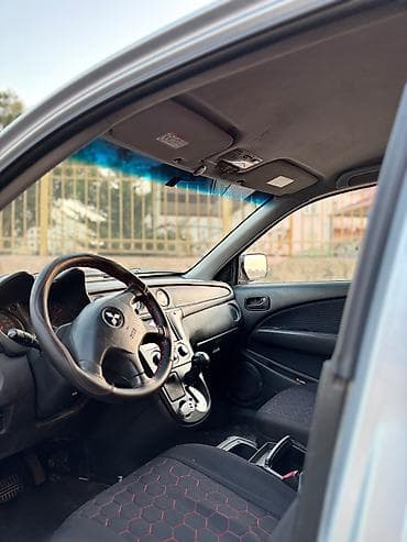 qalmaq şərtilə cip: Mitsubishi Airtrek: 2 l | 2002 il 30000 km Ofrouder/SUV — 8