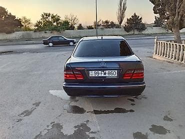 Mercedes-Benz E-Class (W210) sedan 2001 siday2.2 dizel problemi yoxdur — 3