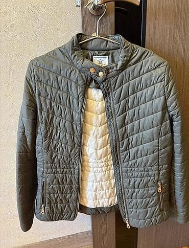 Qadın ayaqqabıları: Massimo Dutti Sport qadın jaketi - Rəng: zeytun-yaşıl (qırıq ağ iç — 1