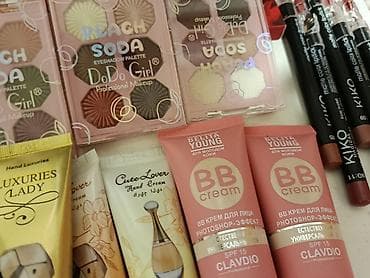 Kosmetik dəst – göz makiyajı və dodaq üçün Məhsullar: - SHEGLAM — 3