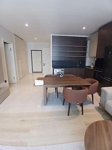 kiraye boş ev: Premium kompleksdə müasir 2 otaqlı mənzil sibriz - Geniş balkon: şüşə — 5