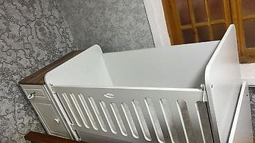 Beşik 60 azn matrasi var köçlə bağlı satılır ünvan Sahil lalafo.az -da Beşik 60 azn matrasi var köçlə bağlı satılır ünvan Sahil